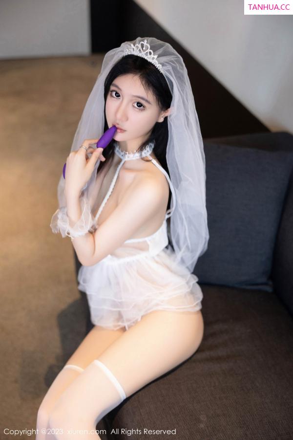   [XiuRen]高清写真图 2023.07.31 No.7165 幼幼 婚纱丝袜第22张图片